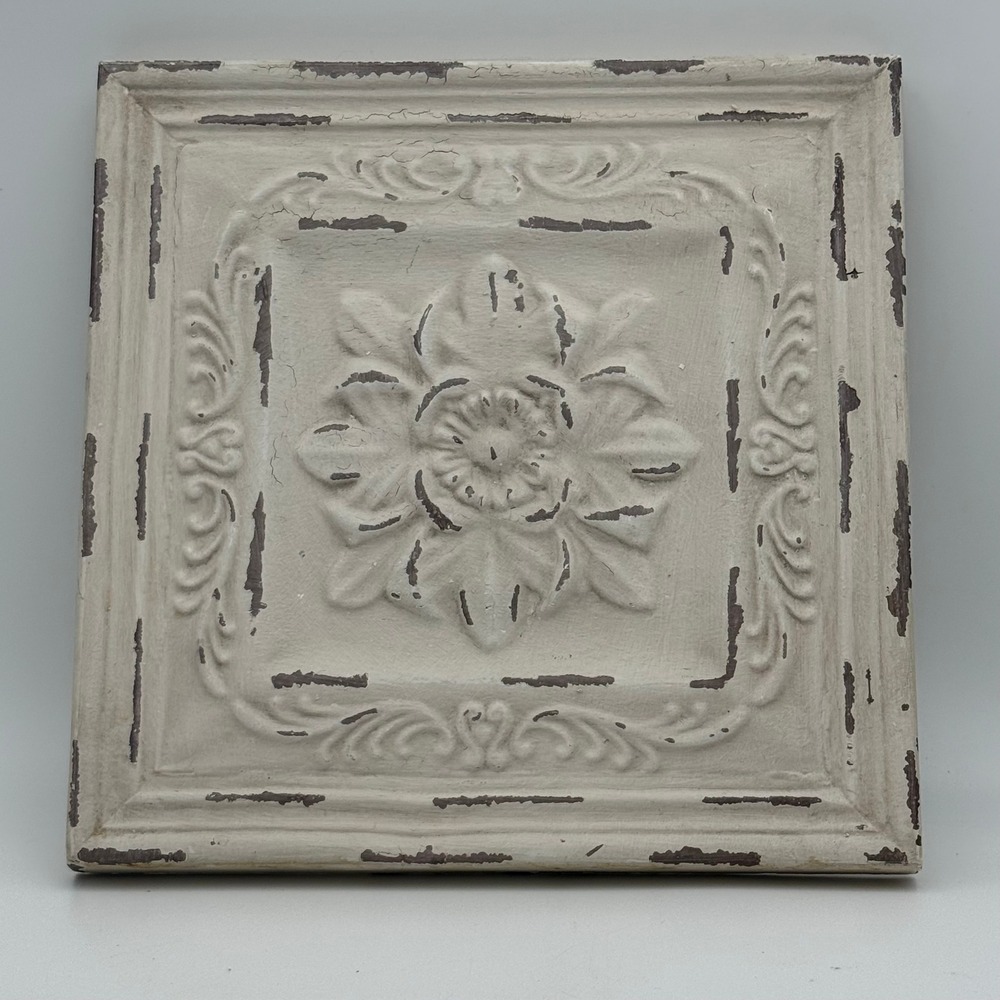 9.5" Distressed Wht Decorative Wall Tile Floral Medallion Farmhouse Decor 40047